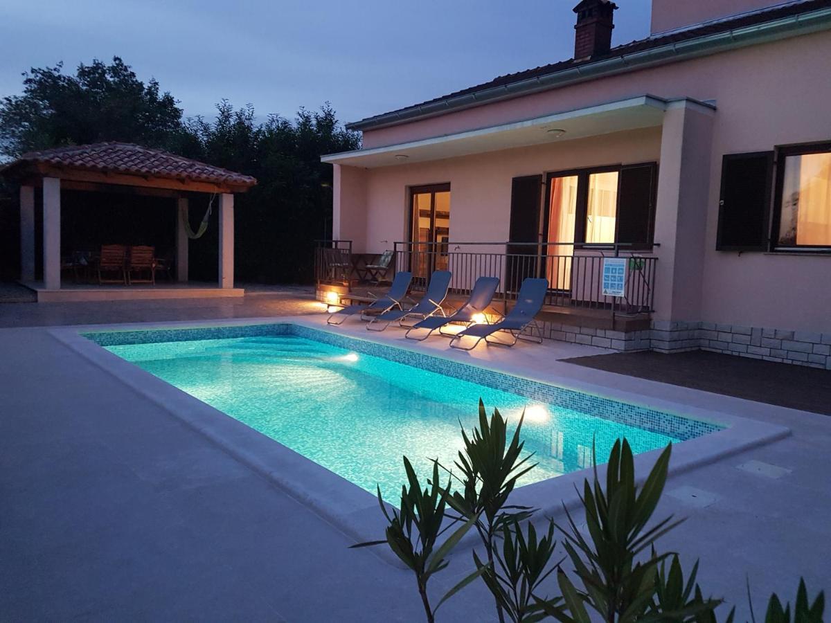 Villa House Bile Bicici Esterno foto